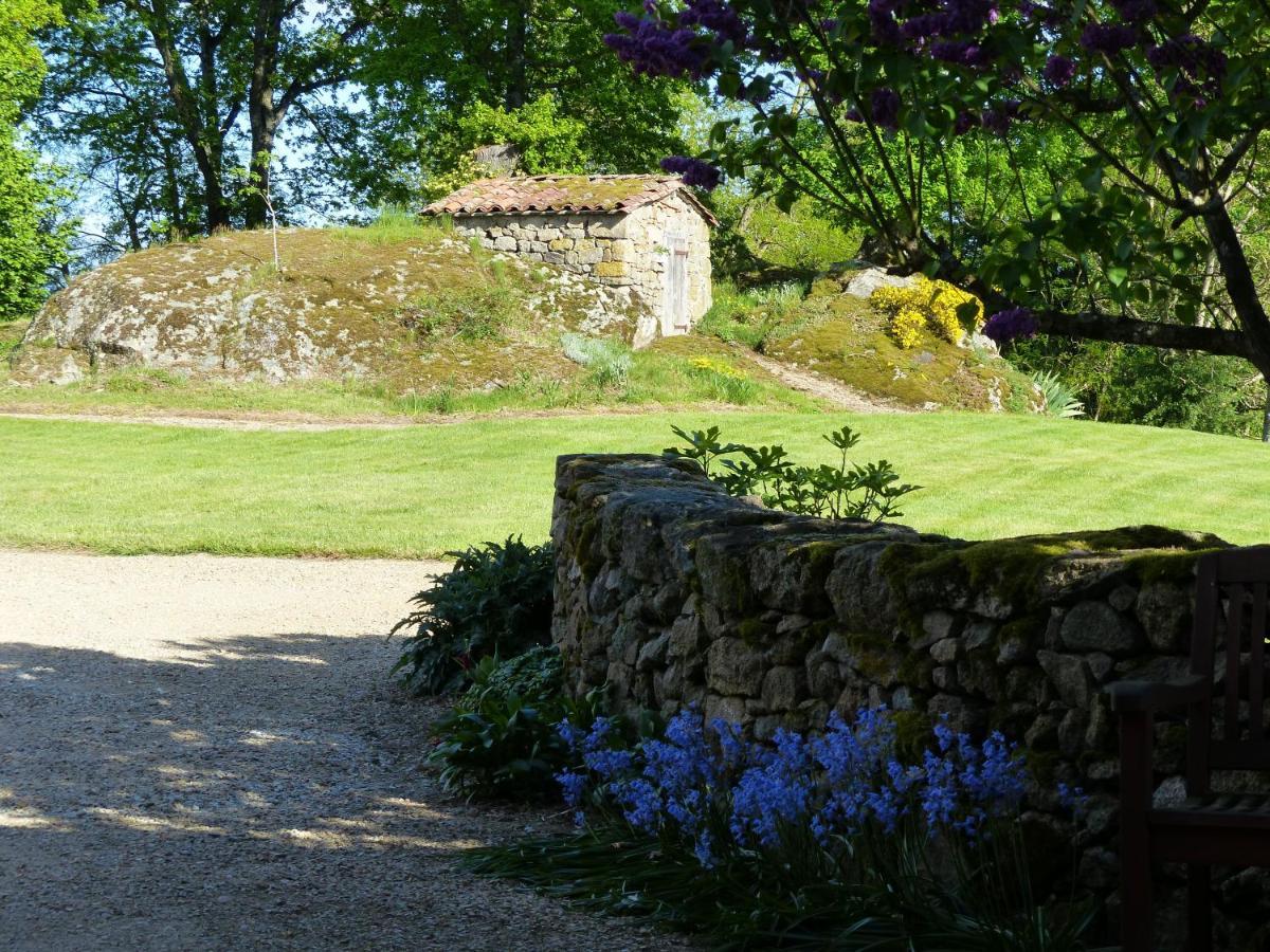 Gite Chez Tiane Saint-Flour-L'Etang Bagian luar foto